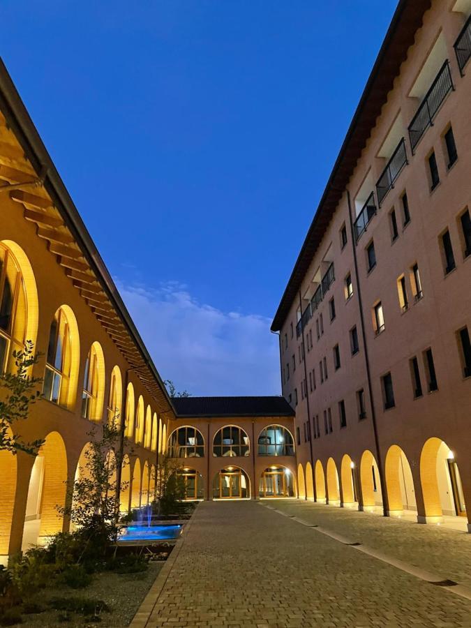 Corte Milano Rozzano Exteriör bild